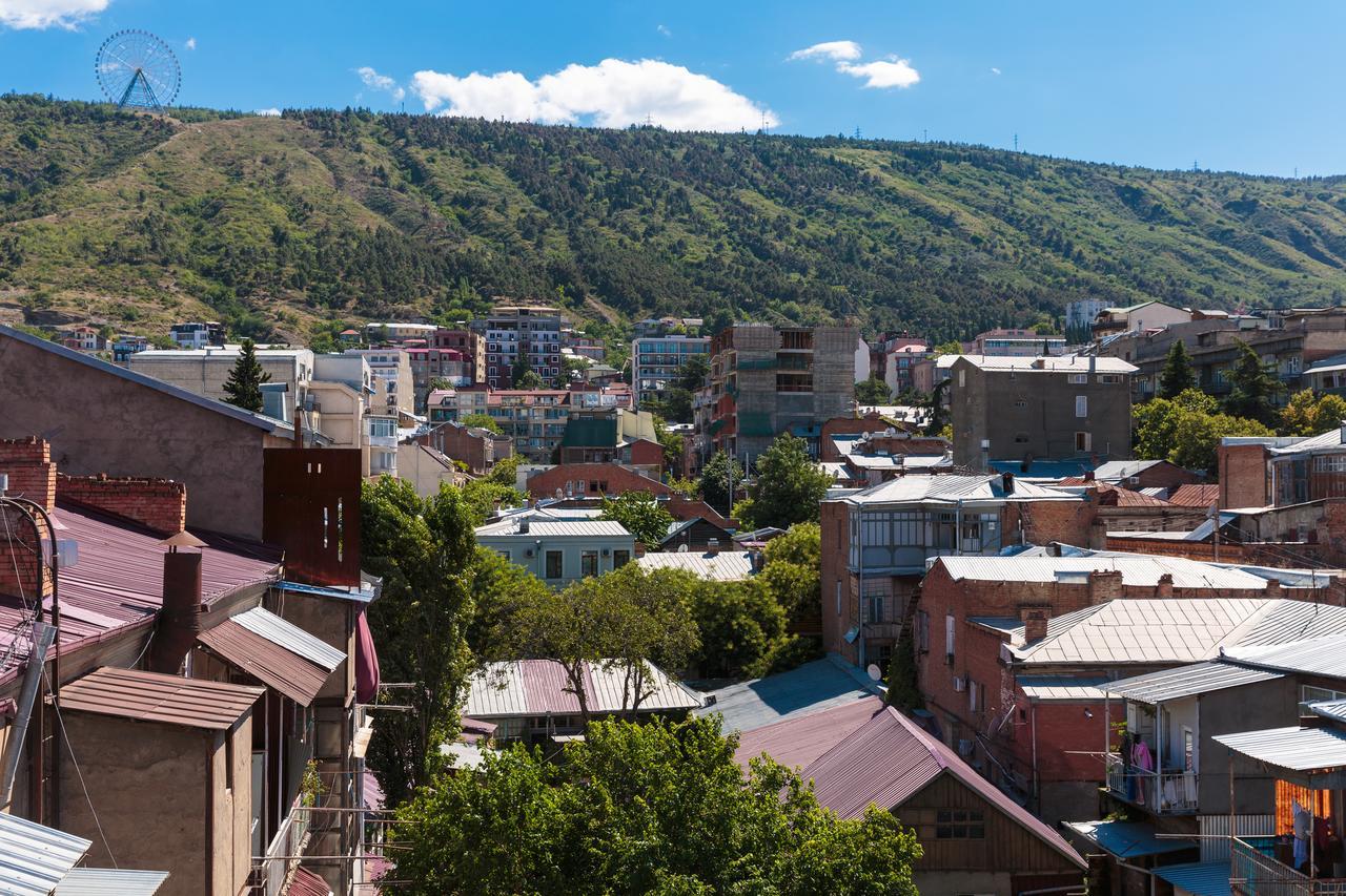 Nini'S Lofts At The Melikishvili Street Tbilisi Exterior photo
